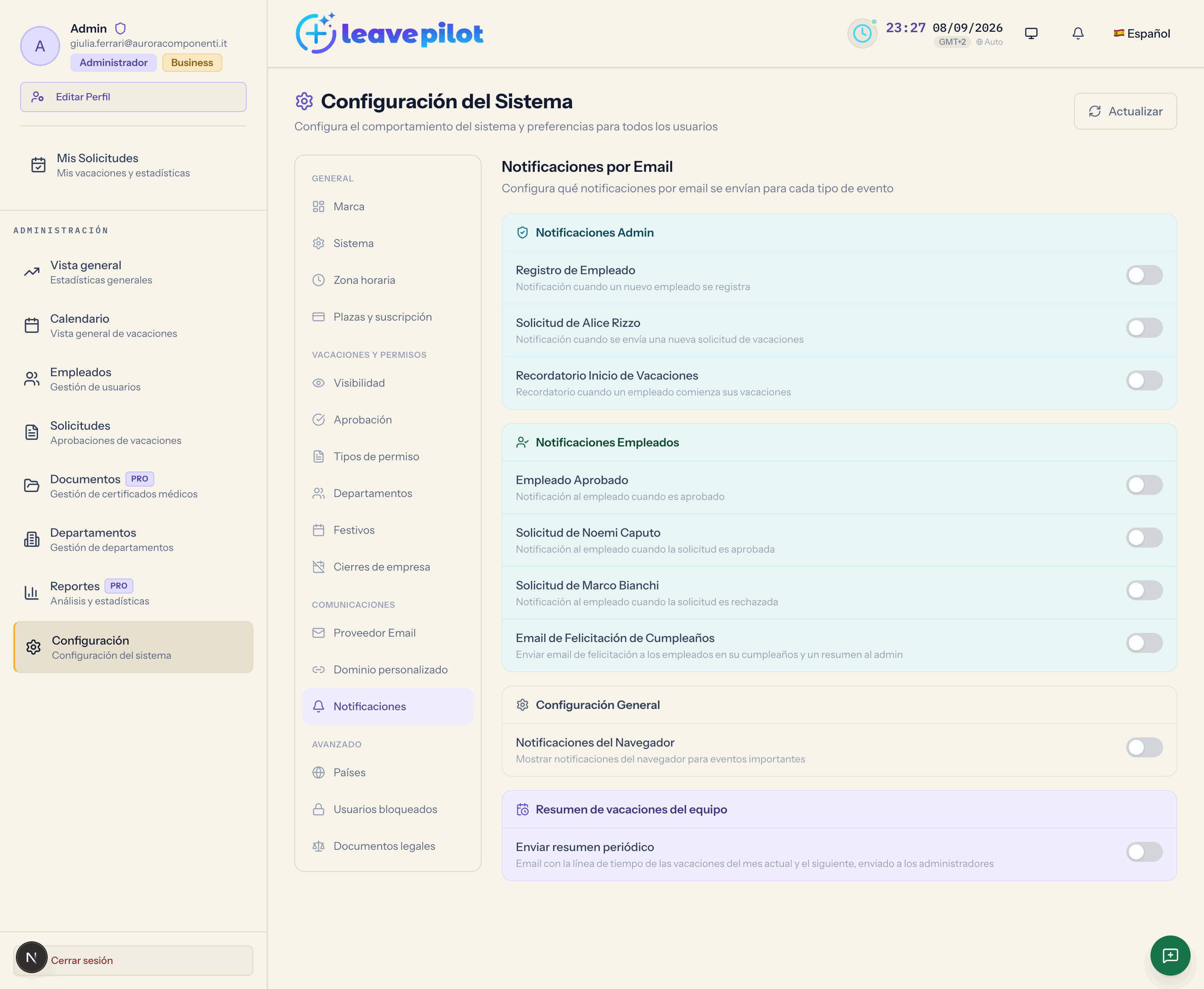 La sección Notificaciones con los interruptores de los correos automáticos