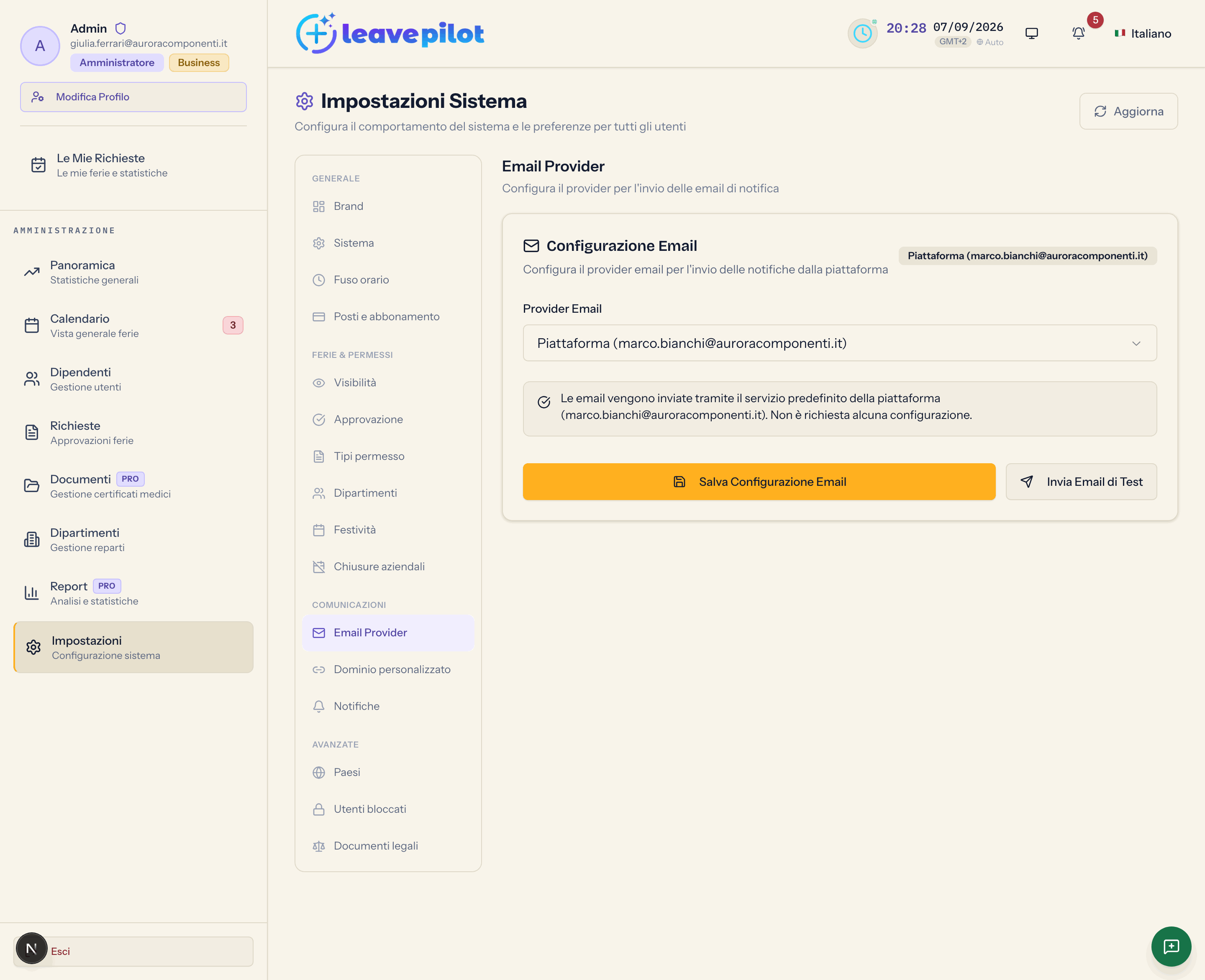 La sezione Email Provider con la scelta fra piattaforma, Resend e SMTP
