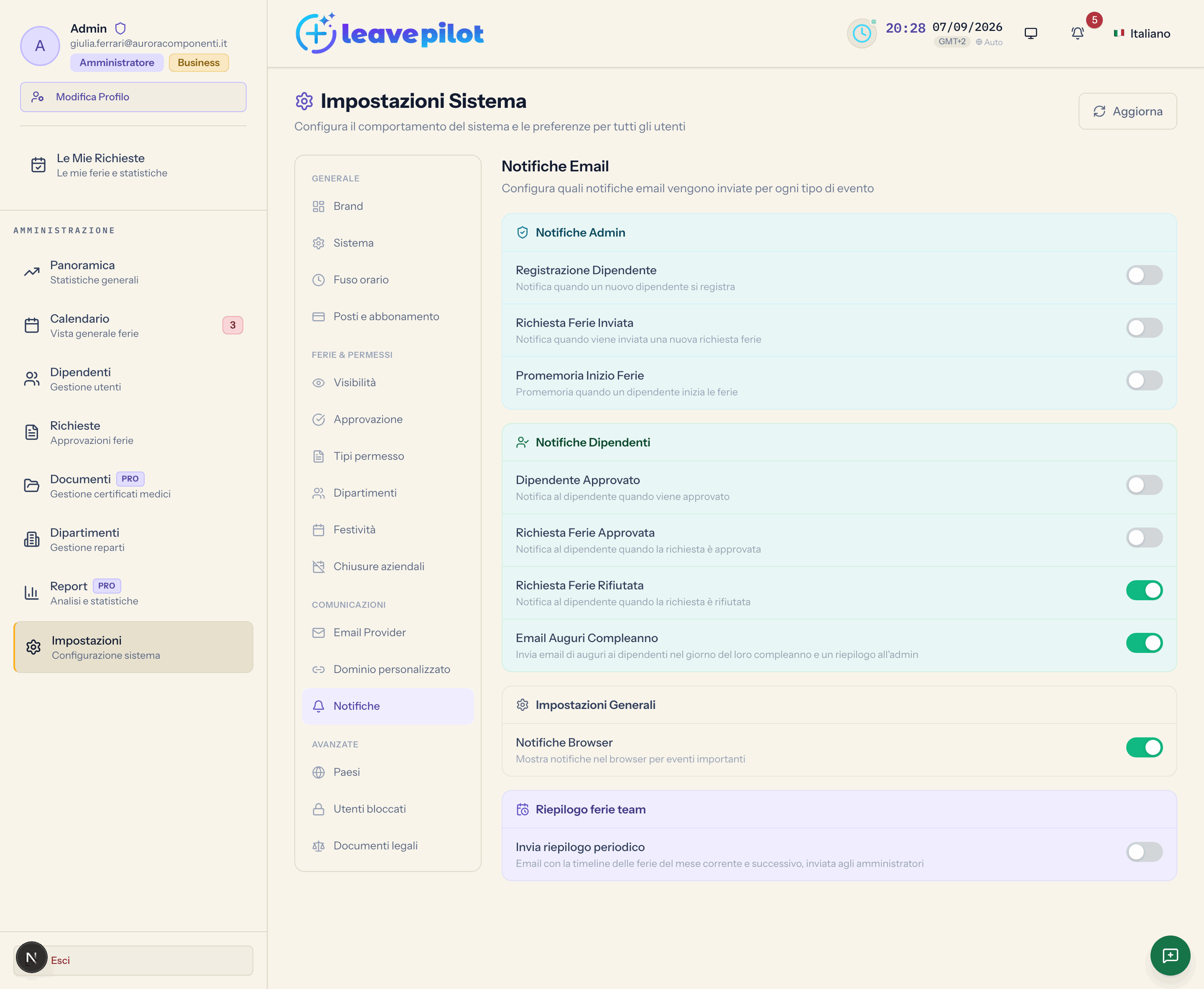 La sezione Notifiche con gli interruttori delle email automatiche